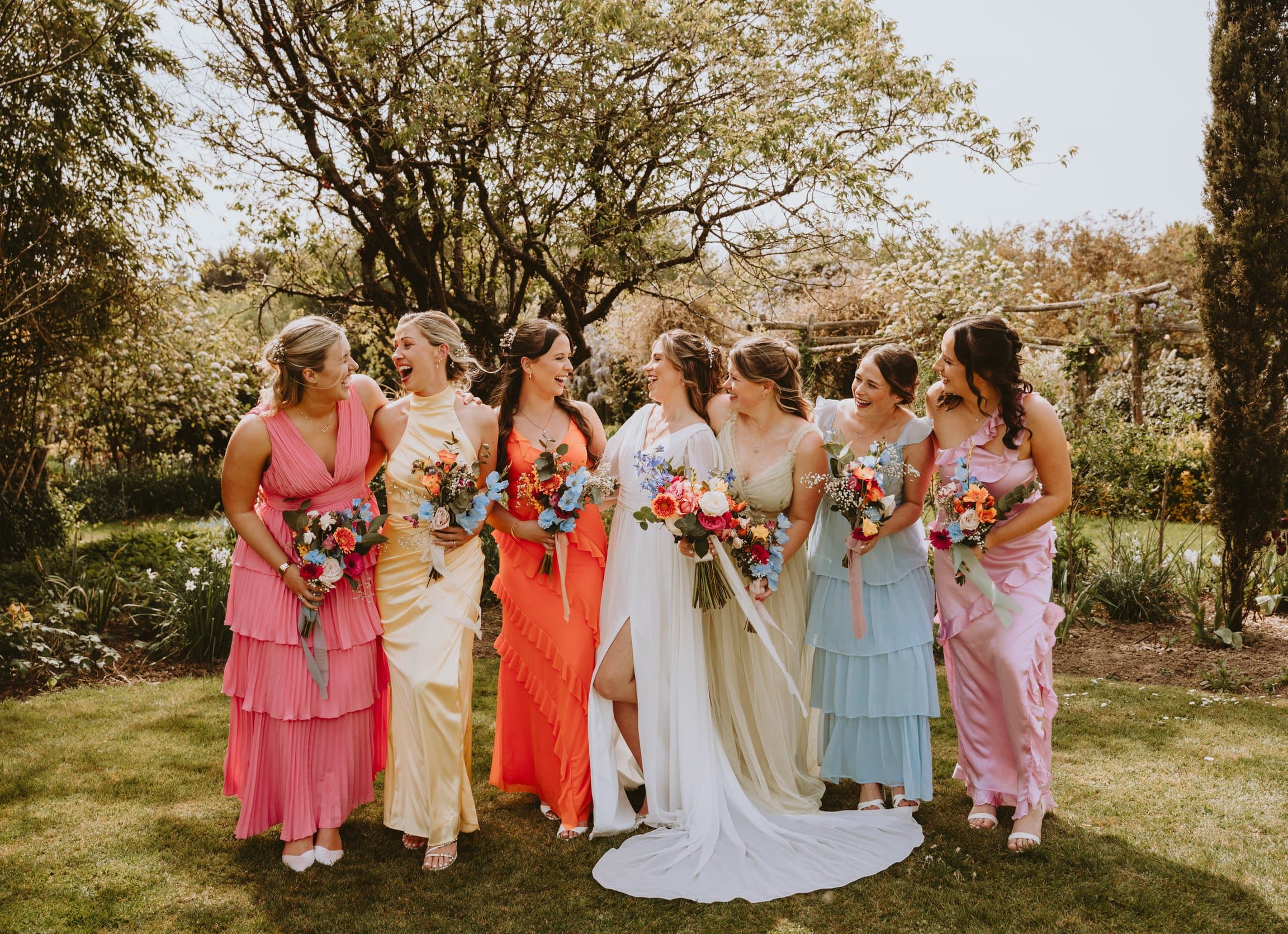 Bride and her bridesmaids, The Gardens Yalding